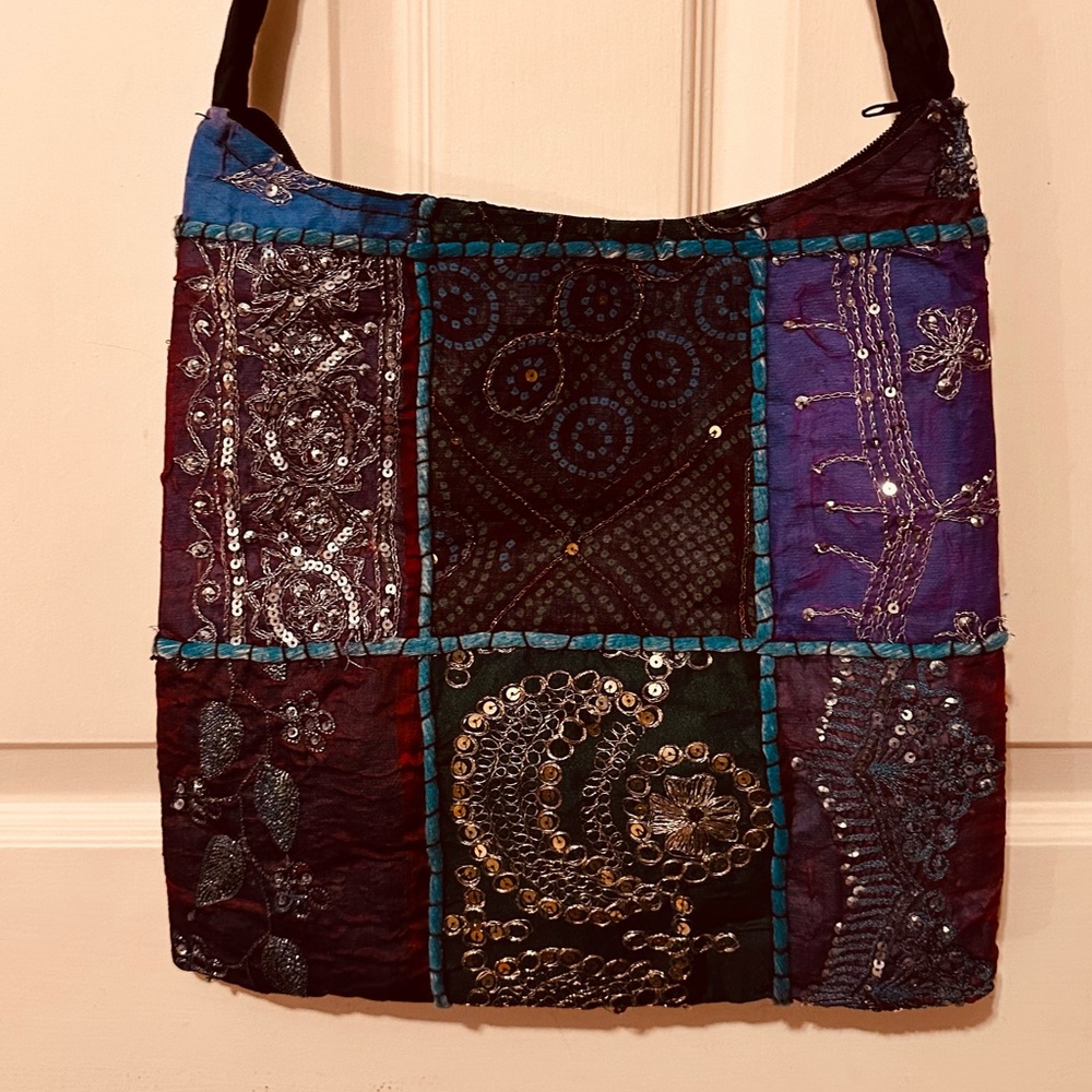 Vintage | Bag | Vintage Shoulder Sari Bag - Picture 3 of 15